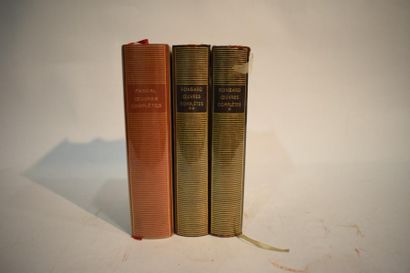 null [PLEIADE] [RONSARD/PASCAL]

Ensemble de trois volumes : 

RONSARD oeuvres complètes...