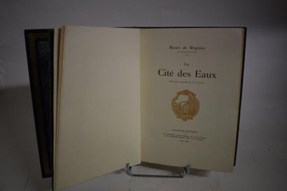 null [RÉGNIER Henri de]. 

La Cité des Eaux. Paris, Blaizot, René Kieffer, 1912....