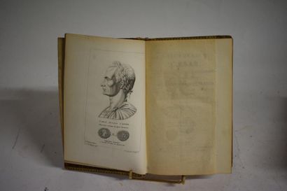null [ Histoire ]



ACHAINTRE N.L. & et LEMAIRE N.E. CAESAR Caïus Julius ad codices...