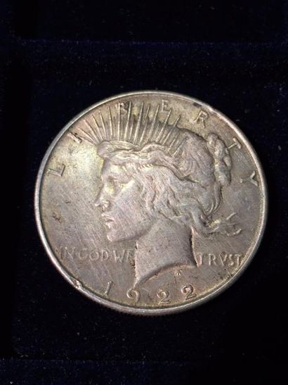 null Pièce de 1 dollar 1922 " Peace Dollar " en argent. Poids : 26,7 g