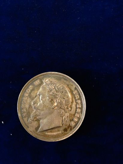 null [Napoléon III] [ Exposition Internationale - World's fair]



Médaille en argent....