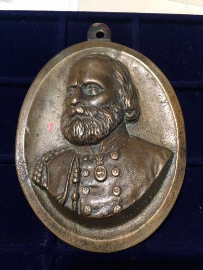 null [GARIBALDI]

Médaillon ovale à suspendre en bronze représenant Garibaldi en...