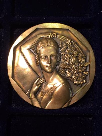 null [CERES]

Médaille en bronze à l'effigie de l'Abondance et de Cérès d'après R....