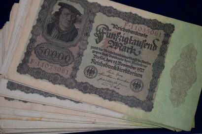 null [Billet de banque] [Allemagne]



Reichsbanknote Fünfzigtausend Mark 1922

Lot...