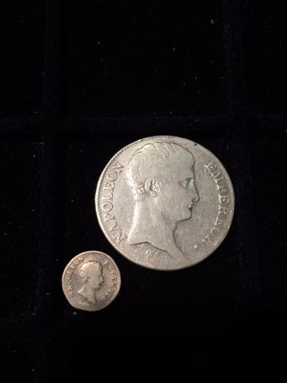 null Ensemble de 2 pièces en argent " Napoléon Empereur " :

5 francs " F303 " (...