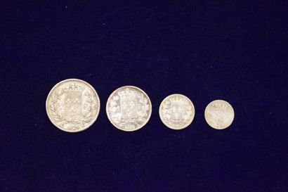 null Ensemble de 4 pièces en argent " Louis XVIII tête nue :

2 francs " F.257 "...