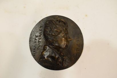 null [ Hippolyte Poterlet ] David d'Angers (1788-1856) d'après 

Médaillon en bronze...