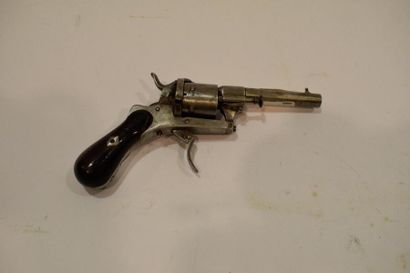 null Revolver système Lefaucheux, 7 mm

