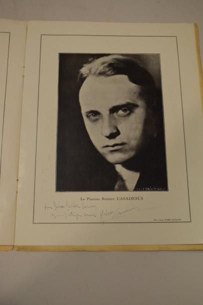 null [RAVEL Maurice] [FESTIVAL]

Brochure du Festival Maurice Ravel du 24 août 1930...