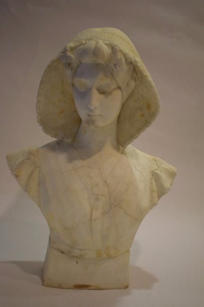 null PUGI (fin XIXème),

Buste de femme au bonnet de dentelle,

Marbre blanc avec...