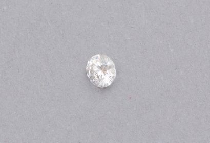 null Diamant taille brillant
Poids du diamant: 0,32 ct
Accompagné d'un certificat...