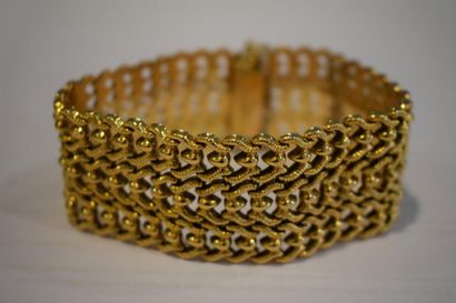 null Bracelet souple large en or jaune 18K(750) à trois rangs de mailles cordées...