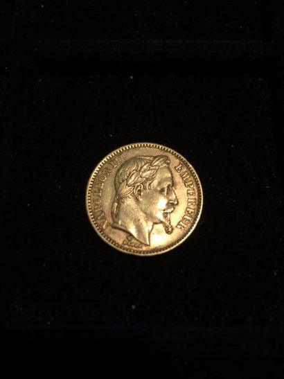 null FRANCE

20 francs Napoléon III tête laurée (1862A) TB à TTB

Av/Profil droit...