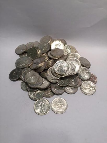 null [ Pièces en argent ]

Lot de 110 pièces de 5 F Semeuse en argent (uniquement...