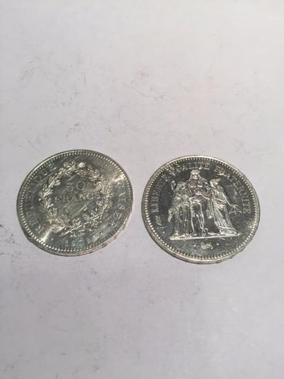 null [ Pièces en argent ]

Lot de 2 pièces de 50 F Hercule en argent. Poids : 60...