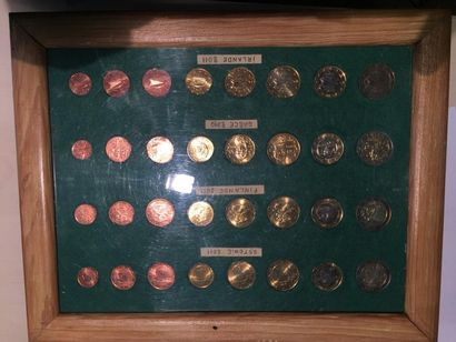 null [ Euros ]

Collection de 128 pièces, réparties en 16 séries de pièces de 1 cent...
