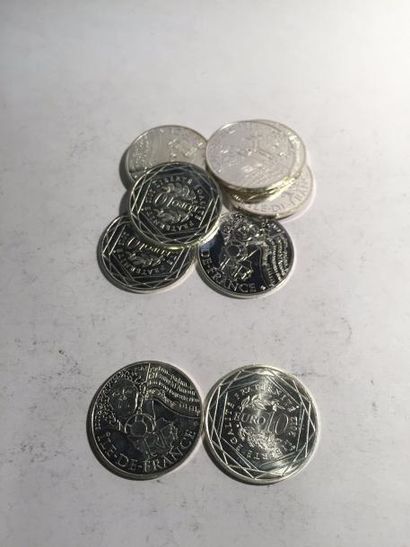 null [MONNAIE DE PARIS]

10 pièces de 10 euros en argent (500) « Ile-de-France »...