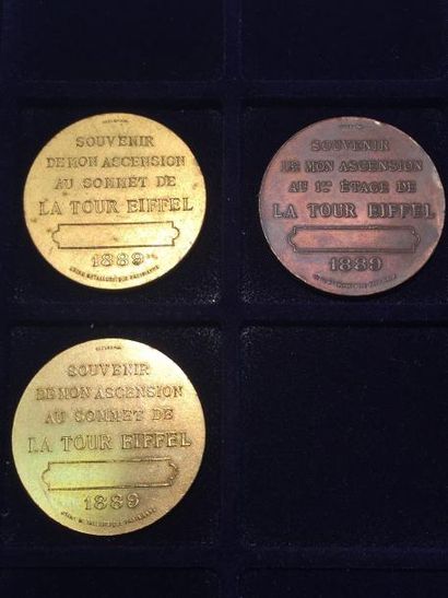null [PARIS] 

Lot composé de trois médailles commémorative métal. "Souvenir de mon...