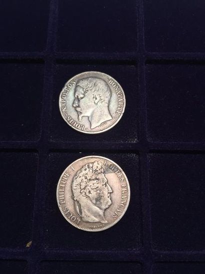 null Un lot composé de 5 francs Louis Philippe I (1844) et de 5 francs Napoléon tête...