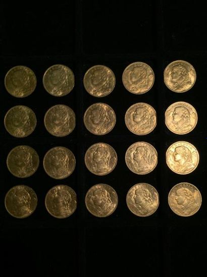 null [ Pièce en or ]

19 pièces de 20 francs suisse " Vreneli " 1927 B. 

Poids :...
