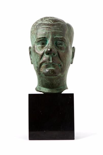 RIVIERE Joseph, 1912-1961 
Charles Tascher de la Pagerie
bronze à patine antique,...