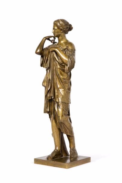 ANONYME XIXE SIÈCLE D'APRÈS L'ANTIQUE 
Diane de Gabies, d'après Praxitèle
bronze...