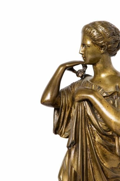 ANONYME XIXE SIÈCLE D'APRÈS L'ANTIQUE 
Diane de Gabies, d'après Praxitèle
bronze...