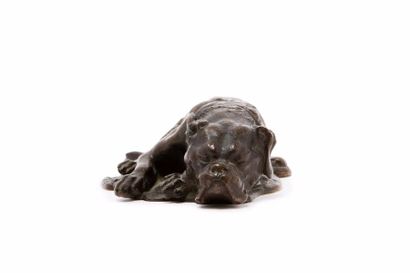 BARYE Alfred, 1839-1882 
Dogue couché
bronze à patine brune (traces d'usure à la...