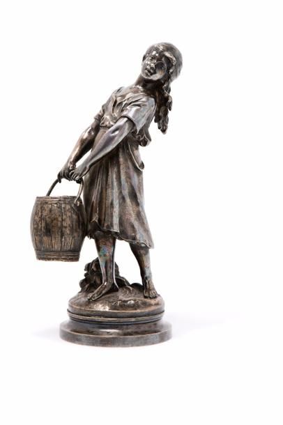 MOREAU Auguste, 1834-1917 
Cosette, jeune porteuse d'eau
bronze argenté (traces d'oxydations),...