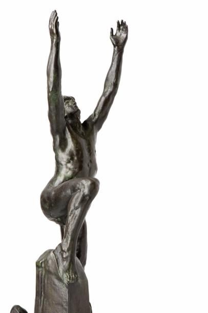 LANDOWSKI PAUL, 1875-1961 
Hommage à Wilbur Wright, 1920
bronze à patine brun vert,...