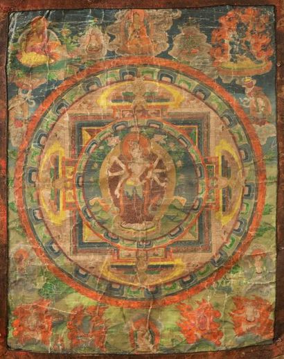 null Thangka en couleur et rehautsor sur toile, représentant le mandala d'une des...