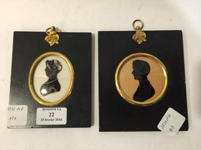 null Ecole anglaise du XIXème siècle

Profils de jeunes femmes.

Deux miniatures...
