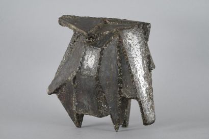 null LIBERAKI Aglaé, 1923-2014
Petite île, circa 1962
sculpture en métal soudé
non...