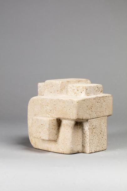 null LIBERAKI Aglaé, 1923-2014
Sans titre, 1982

sculpture en pierre beige

sur le...