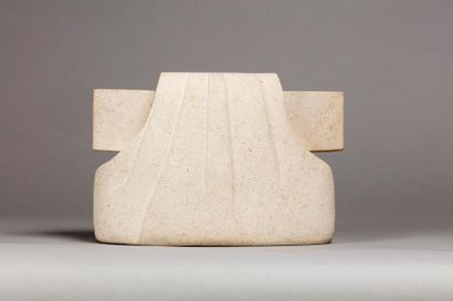 null LIBERAKI Aglaé, 1923-2014
Sans titre, 1991
sculpture en pierre beige
monogramme...