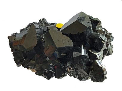 null Jolie TOURMALINE noire (var. SCHORL), Mts Erongo, Namibie. Un imposant groupe...