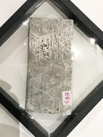 null Météorite de Muonionalusta, Norbotten, Suède : cette plaque de sidérite octahedrite...