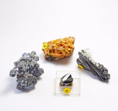 null Systématique, six jolis petits minéraux (2 à 8 cm) : ANGLESITE de Monteponi...