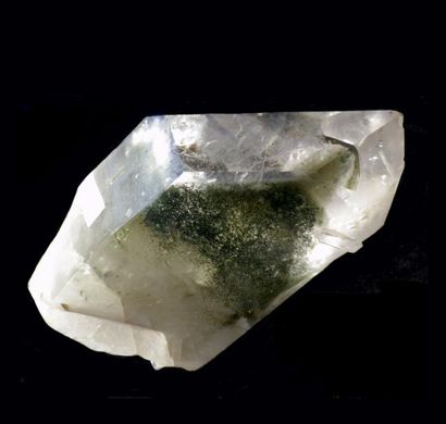 null Exceptionnel cristal de QUARTZ (14 x 7 x 7 cm), avec fantôme vert et rutile....