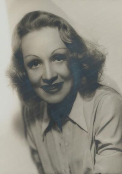 null Clarence SINCLAIR BULL (1896-1979)

Marlene Dietrich.

Circa 1930-1940.

Tirage...