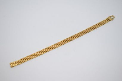 null Bracelet ruban souple en or jaune 18K (750) à maille grain de riz

Lg : 19 cm...