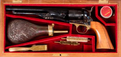 null Revolver à poudre noire Colt modèle ARMY 1860. Fabrication contemporaine UBERTI...