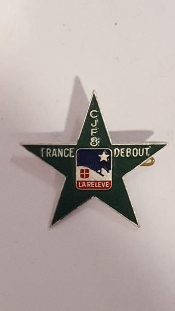 null [ Chantiers de jeunesse ] [ Vichy ]

Groupement 8 FRANCE DEBOUT La relève

Paquet...