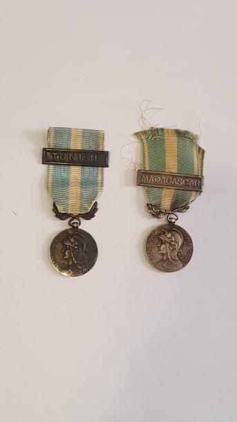 null [ Médaille ]

Ensemble de deux médailles :

Médaille coloniale en argent, bélière...
