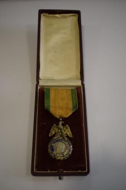 null [ Médaille ] [ Second Empire ]

Médaille du Mérite Militaire, modèle Napoléon...