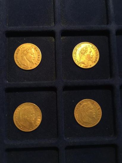 null 4 pièces en or de 10 francs Napoléon III "tête laurée" (1862 A x 1 ; 1863 BB...