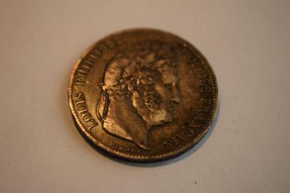 null [ Pièce en argent ]

5 francs Louis-Philippe 1er - 2ème type tête laurée. 1859...