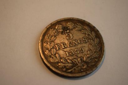 null [ Pièce en argent ]

5 francs Louis-Philippe 1er - 2ème type tête laurée. 1859...