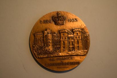 null [ Médaille ] [ Royauté ] [ Royaume-Uni ]

Médaille en bronze 

A l'avers : profil...