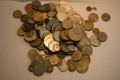 null Lot de pièces diverses de Francs type Semeuse allant de 1898 aux années 1980.

on...